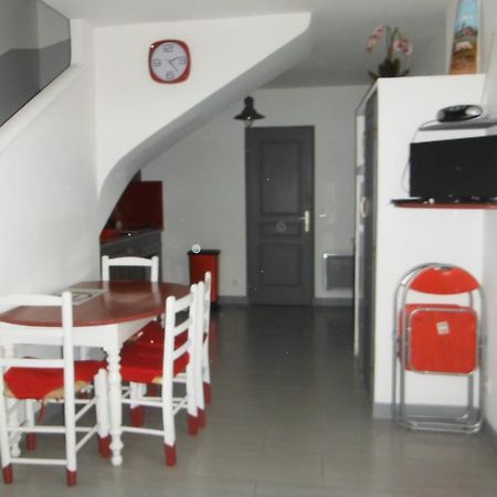 Appartement Le Romarin Mallemort Eksteriør billede