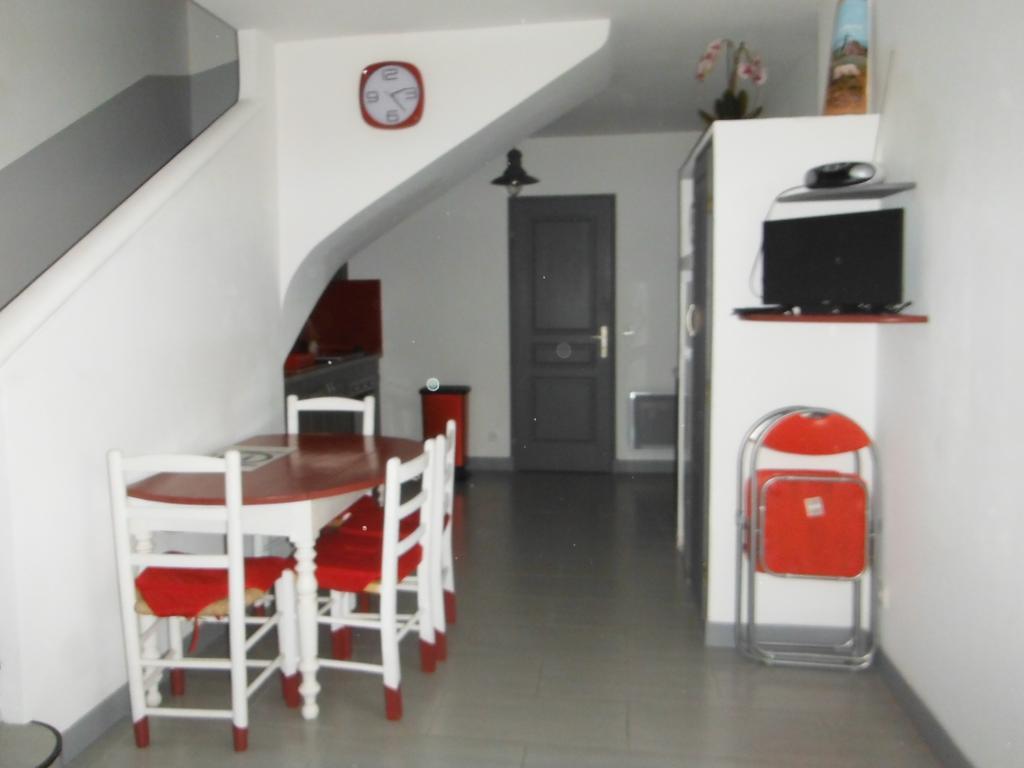 Appartement Le Romarin Mallemort Eksteriør billede